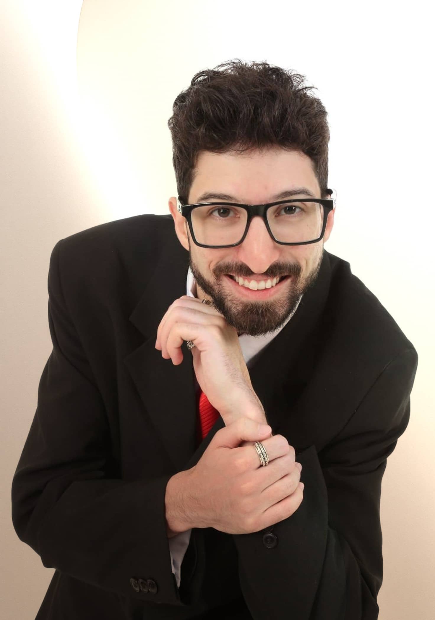Retrato de Dr. Thiago Alexandre de Aguiar, advogado inscrito na OAB/SC n. 60.118